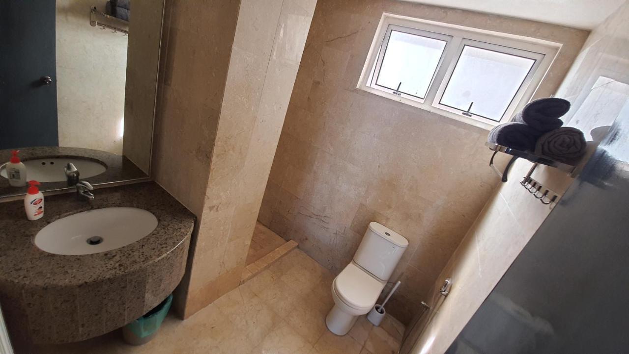 Homestay Jalan Tun Razak Walking Distance Ijn, Hkl, Mrt Station, Kpj, Perkeso, Bernama, Tabung Darah, Istana Budaya Kuala Lumpur Luaran gambar
